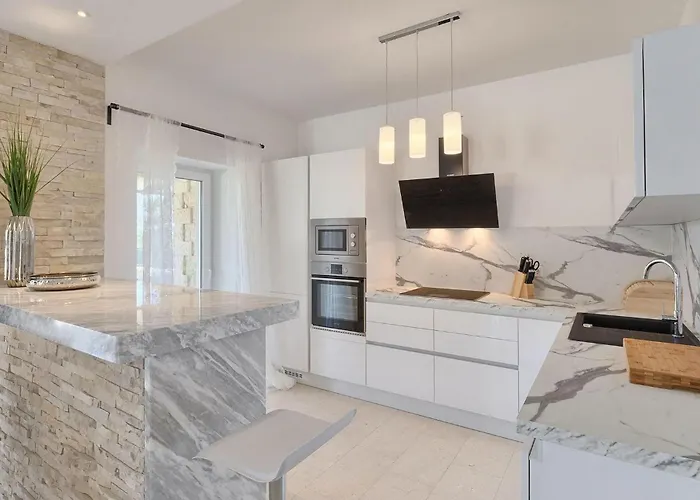 Piccolo Paradiso * ロヴィニ