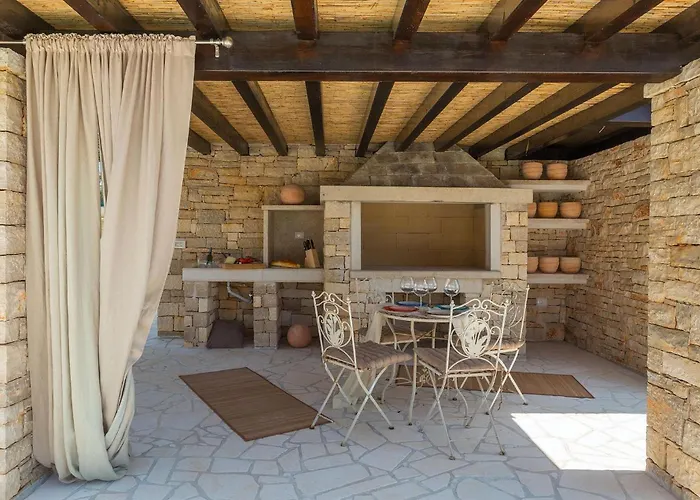 Piccolo Paradiso * ロヴィニ