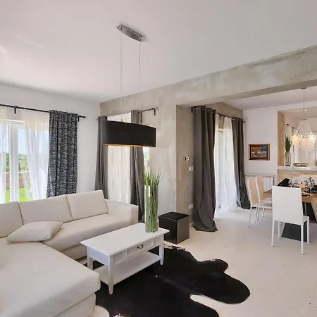 Holiday home Piccolo Paradiso *